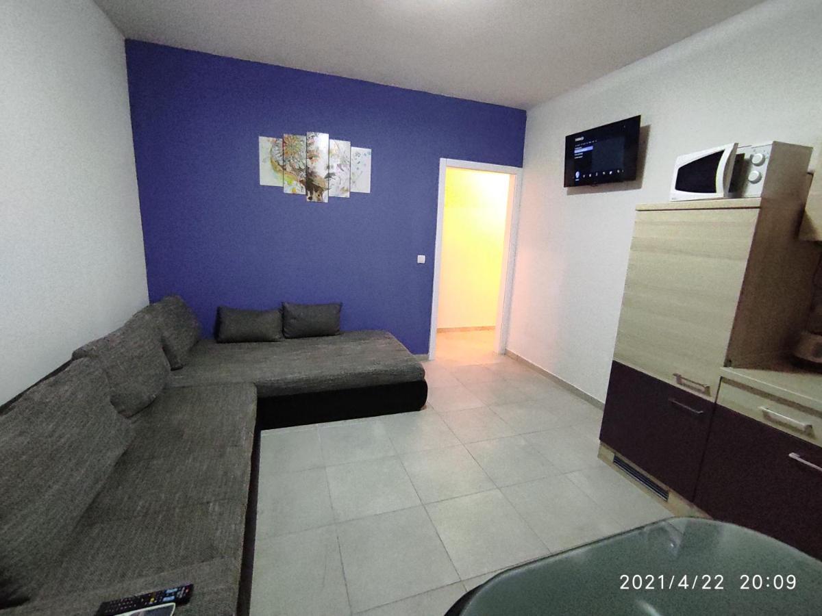 Apartmani Quattro Стариград-Пакленица Екстериор снимка