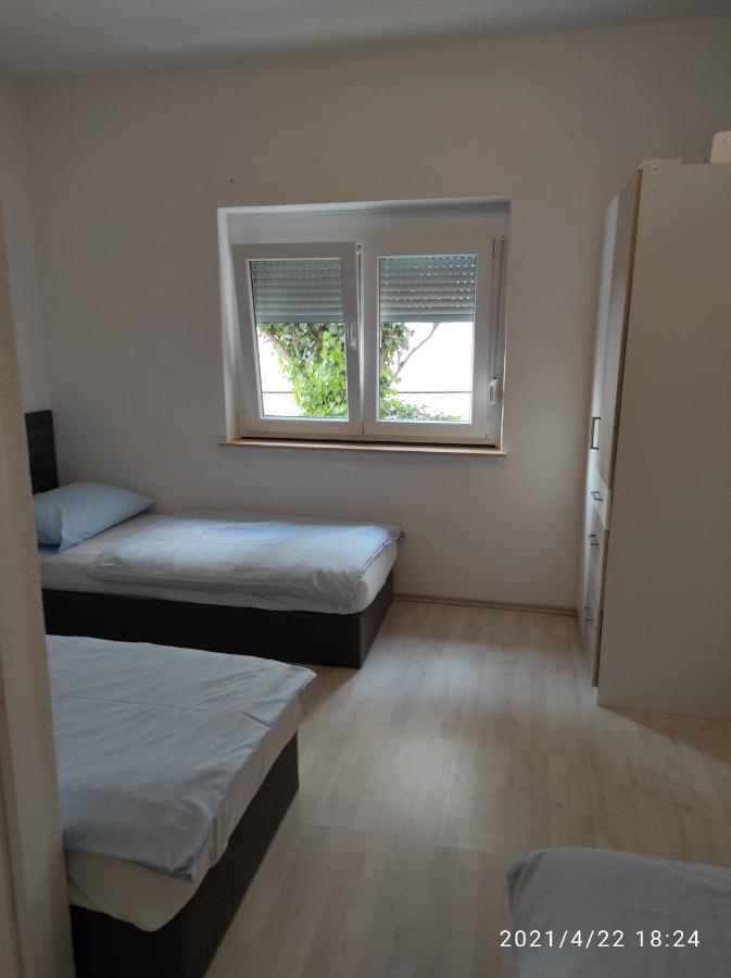 Apartmani Quattro Стариград-Пакленица Екстериор снимка
