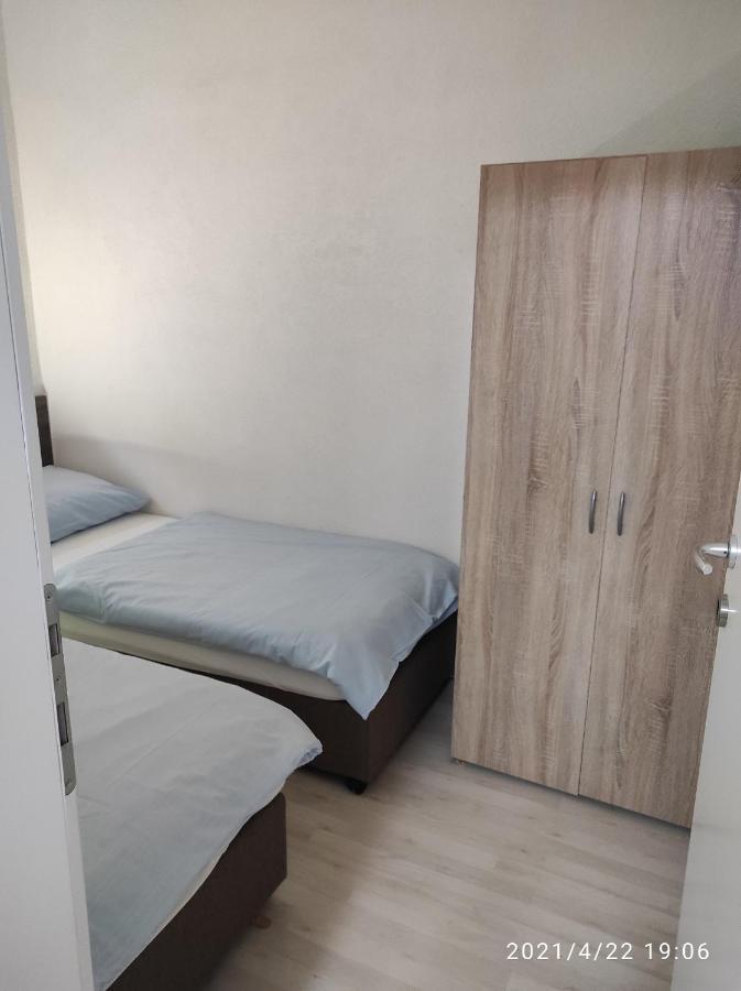 Apartmani Quattro Стариград-Пакленица Екстериор снимка