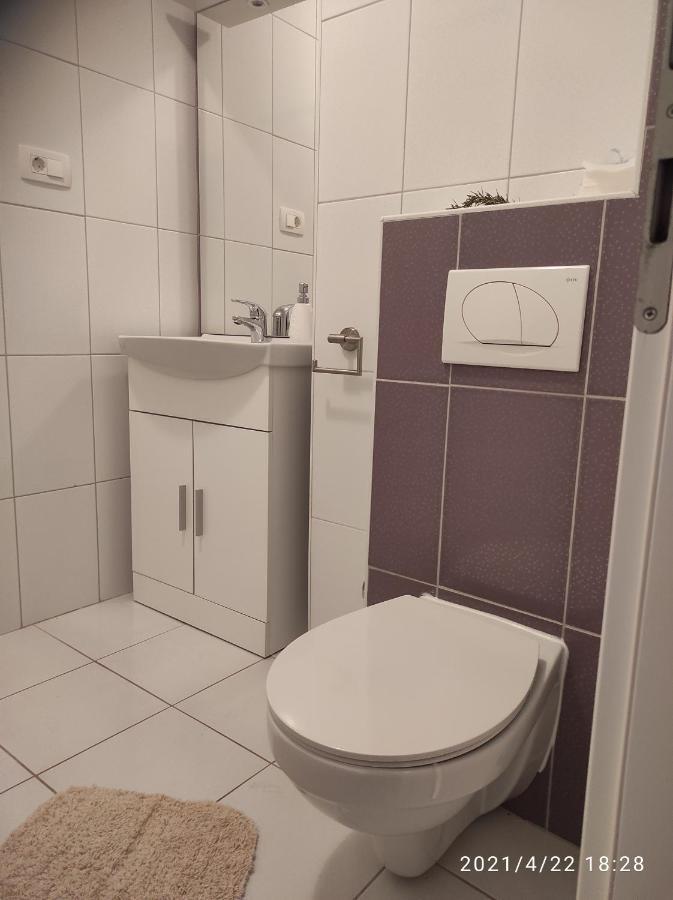 Apartmani Quattro Стариград-Пакленица Екстериор снимка
