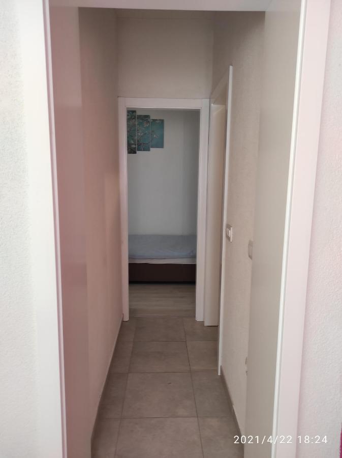 Apartmani Quattro Стариград-Пакленица Екстериор снимка